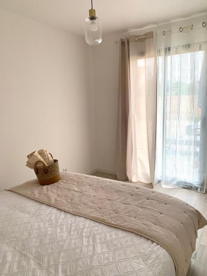 Villa Chic 3 Chambres ,2 Sdb ชาเตลโฮ ภายนอก รูปภาพ