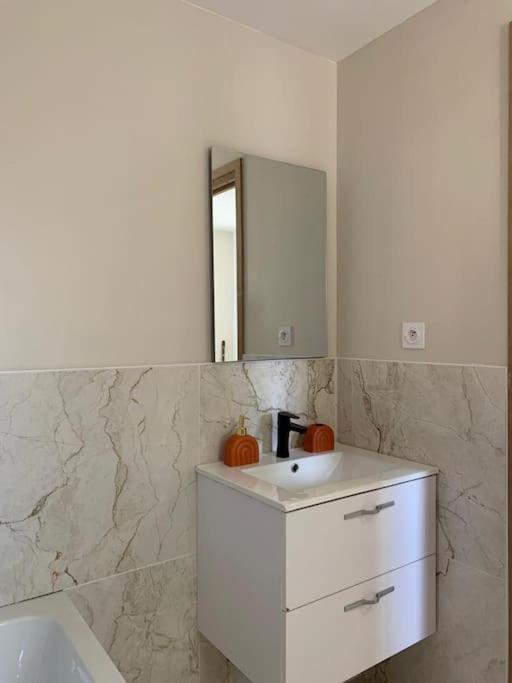 Villa Chic 3 Chambres ,2 Sdb ชาเตลโฮ ภายนอก รูปภาพ